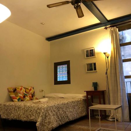 Estudio Casco Antiguo Tarragona Bagian luar foto