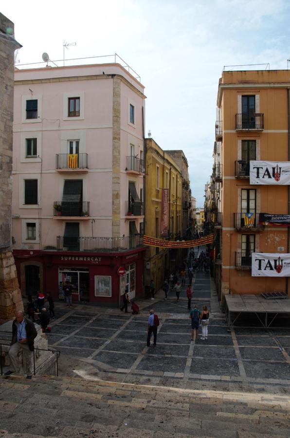 Estudio Casco Antiguo Tarragona Bagian luar foto